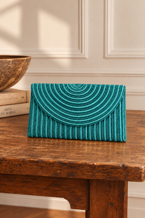POCHETTE EN PASSEMENTERIE